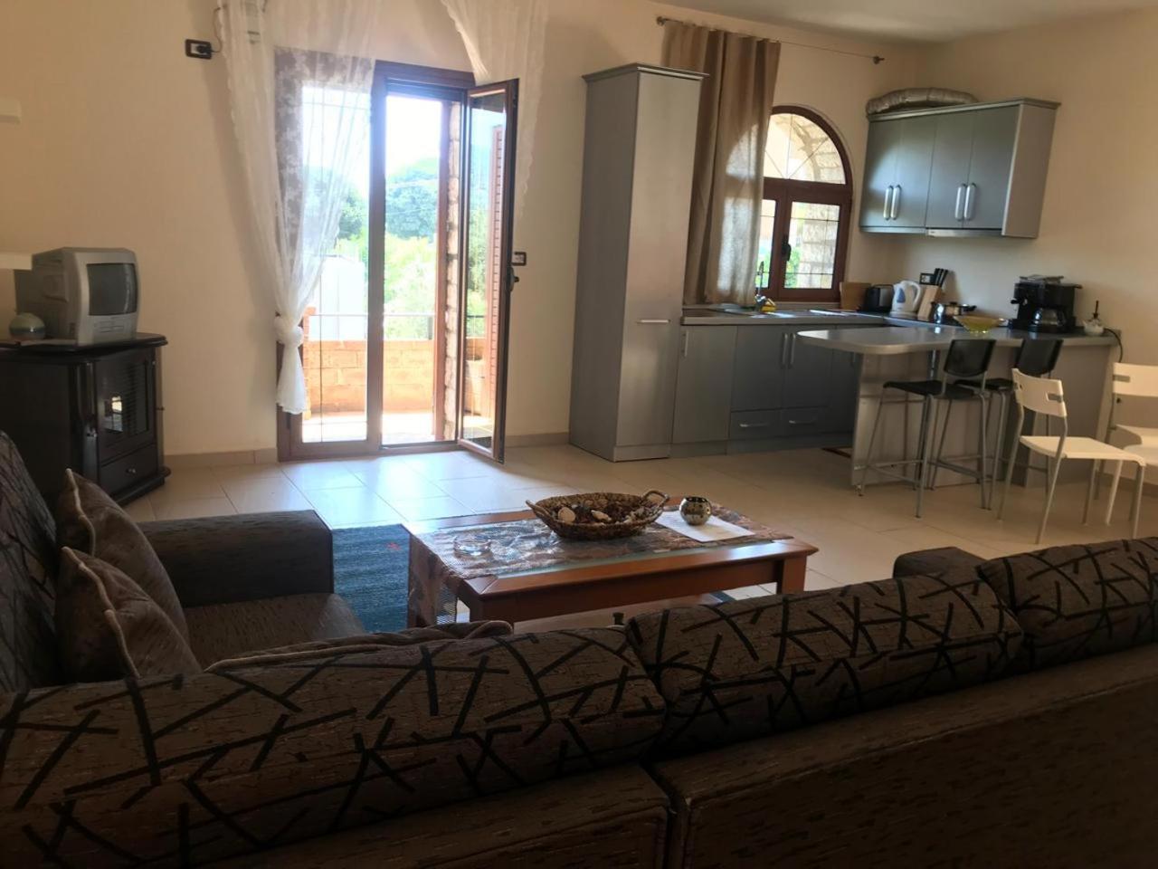 Villa Kolonja Ksamil Exteriör bild